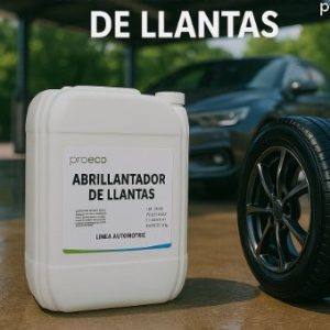 Bidón de Abrillantador de llantas PROECO junto a una llanta de automóvil